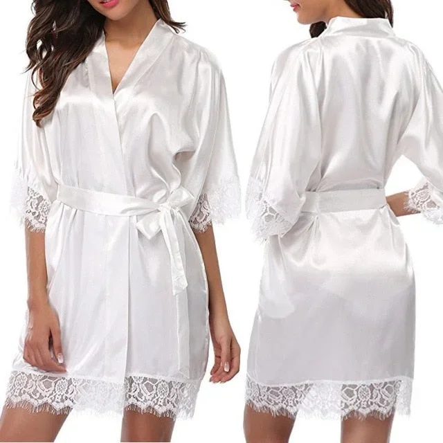 bridesmaid-short-wedding-sleepwear-bathrobe