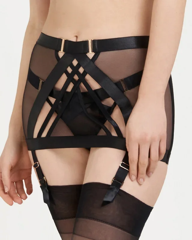 sawyer-skirt-suspender-black